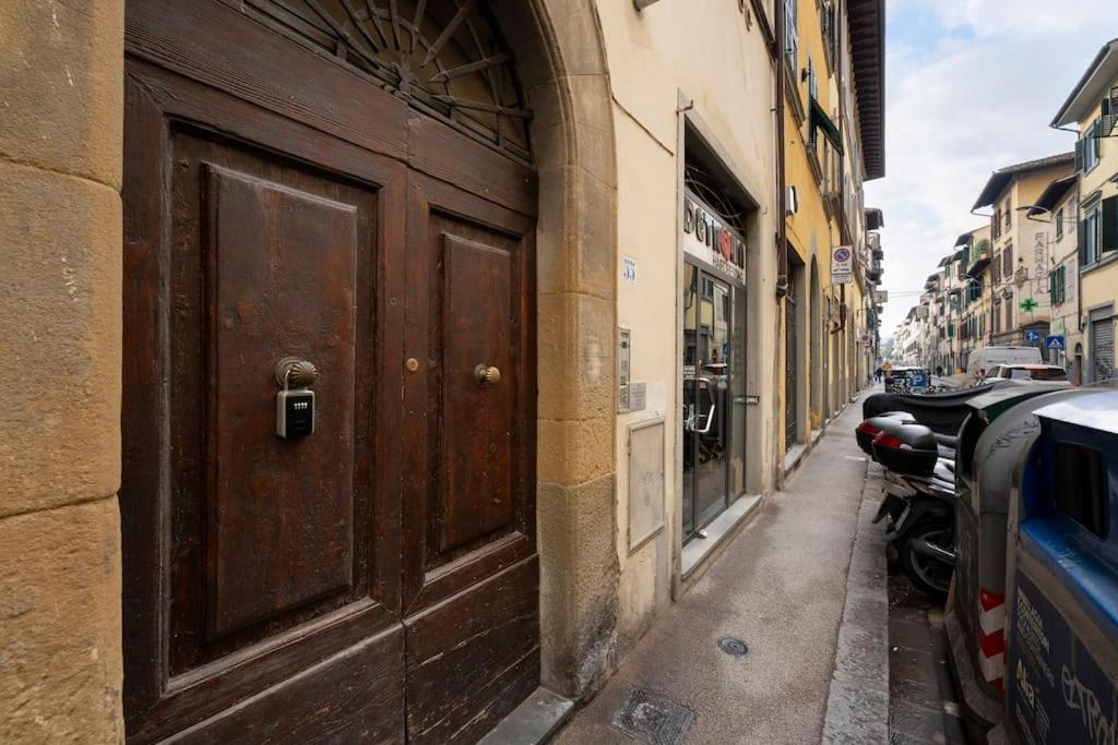 Keys Of Italy - Serragli 55 - Stile Rustico Rinascimentale In Oltrarno ฟลอเรนซ์ ภายนอก รูปภาพ